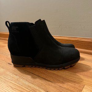 Sorel Evie Bootie Black Suede and Leather Size 8
